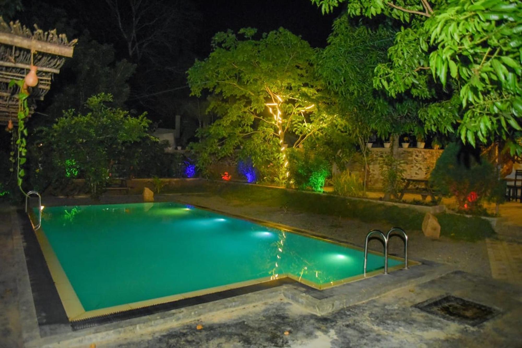 Lily Resort Udawalawe Exterior photo